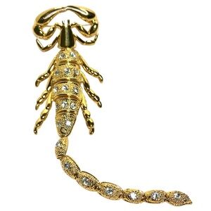 WIGGLES CRYSTALS Gold Scorpion Pendant purchased 2010 never used 7” x 1 3/4“